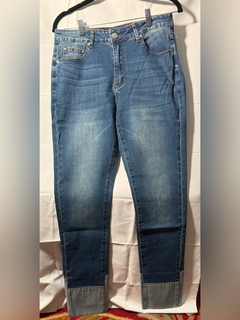 NWT Hayden Los Angeles Two Tone Cuff Jeans Size L H6399